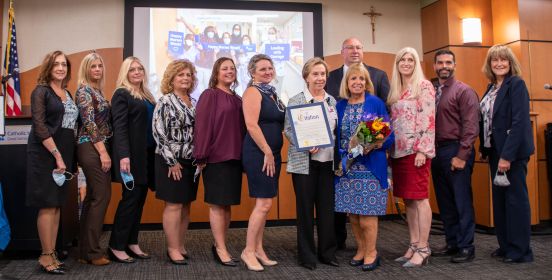 Supervisor Carpenter and Hospital Officials pose in group photo