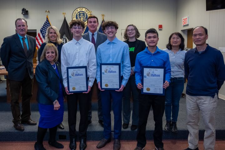 Town of Islip Honors Students’ Achievements