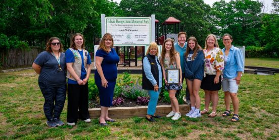 Supervisor in Grop Shot with Girl Scouts and others