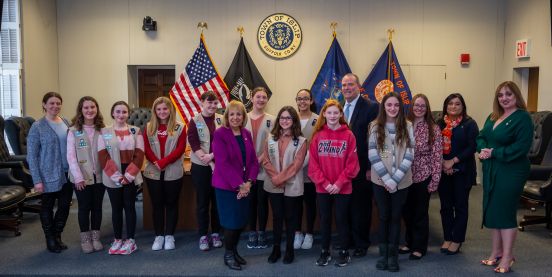 Supervisor Carpenter, Councilman O'Connor and Girl Scouts